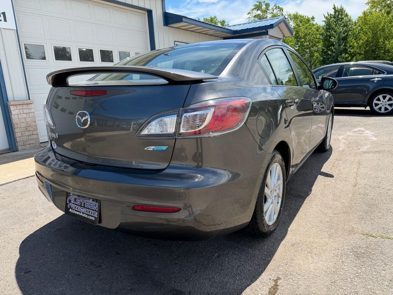 Mazda MAZDA3 4dr Sdn Auto i Touring 2012