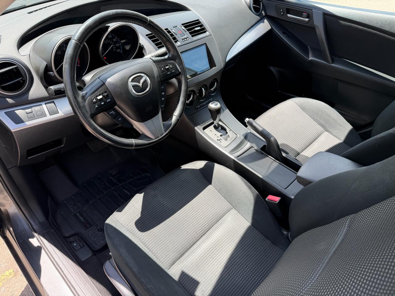 Mazda MAZDA3 4dr Sdn Auto i Touring 2012