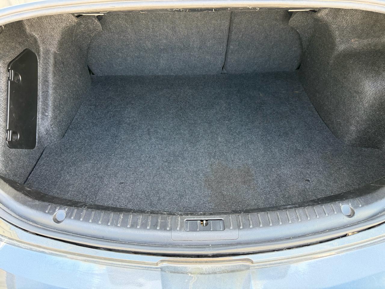 Mazda MAZDA3 4dr Sdn Auto i Touring 2012