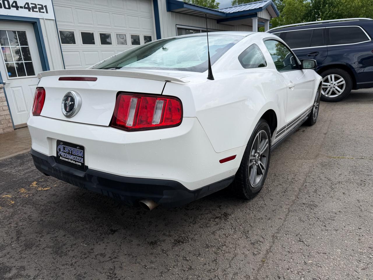 Ford Mustang 2dr Cpe V6 2010
