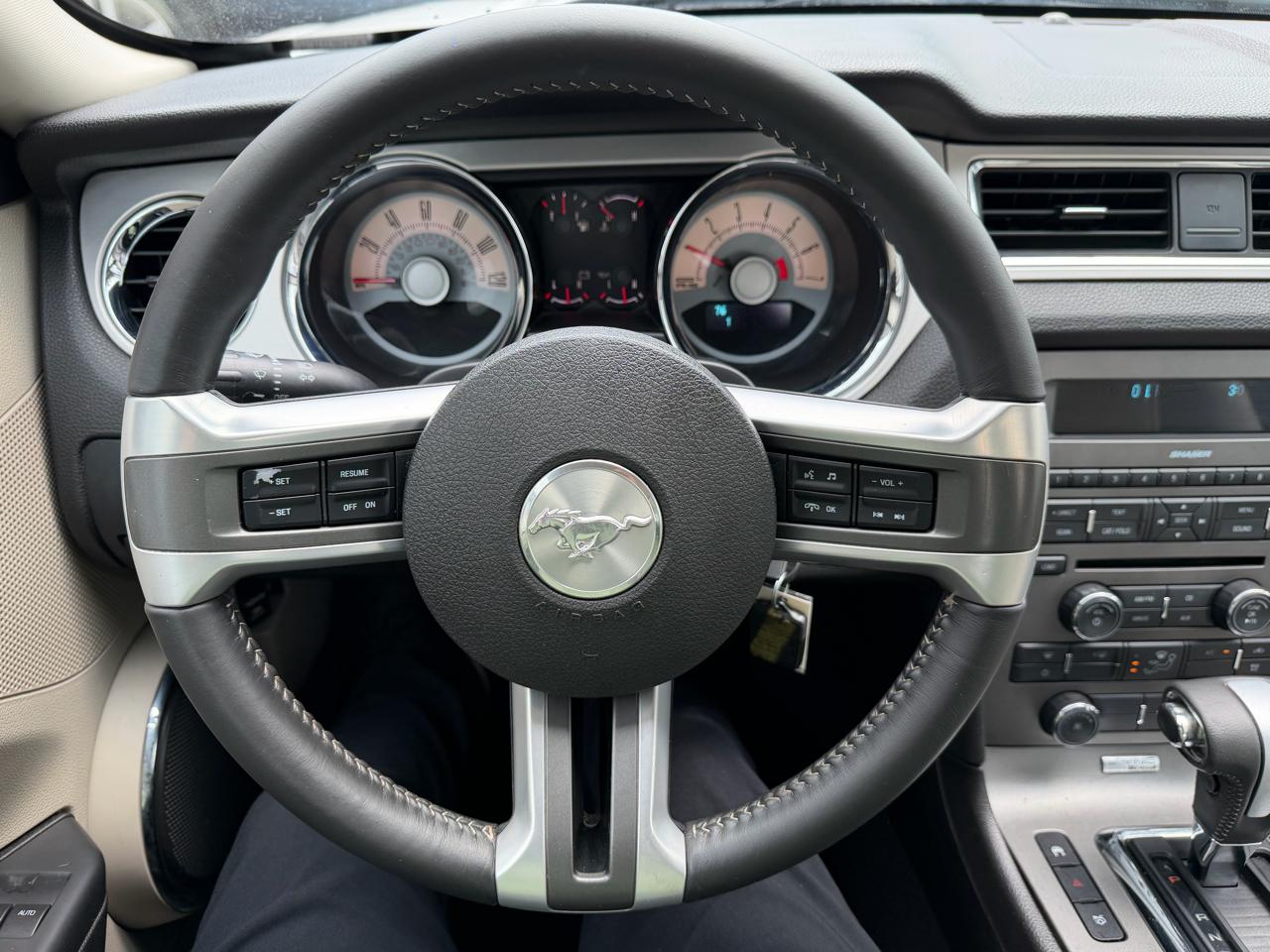 Ford Mustang 2dr Cpe V6 2010
