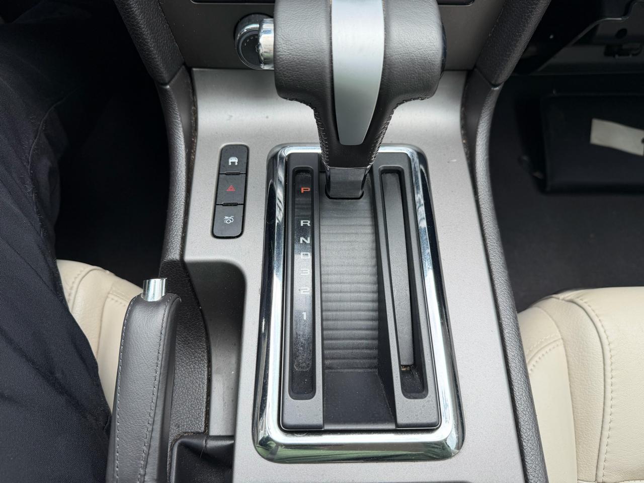 Ford Mustang 2dr Cpe V6 2010