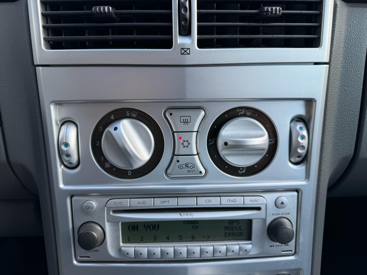 Chrysler Crossfire 2dr Cpe Limited 2005