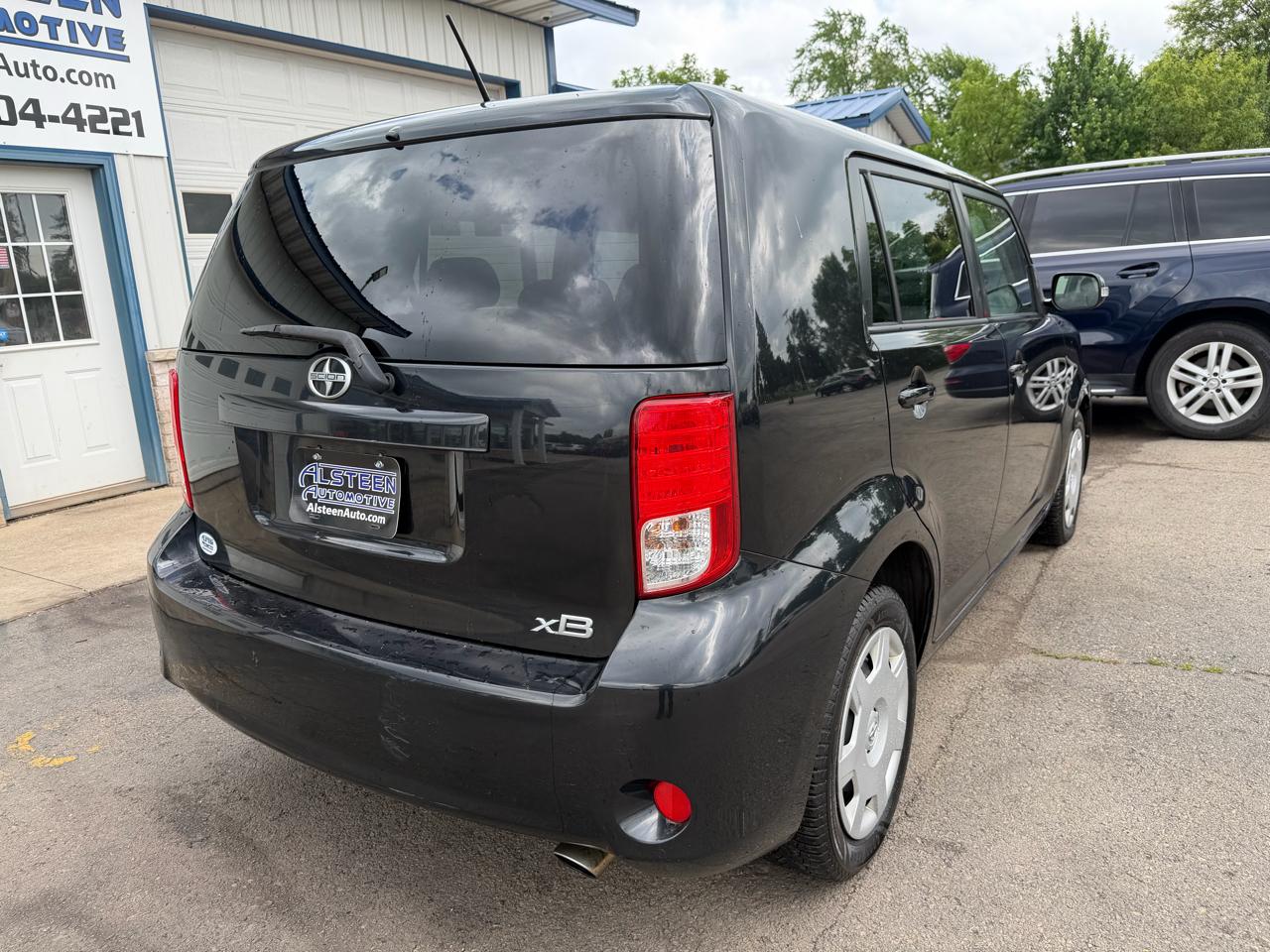 Scion xB 5dr Wgn Auto (Natl) 2012
