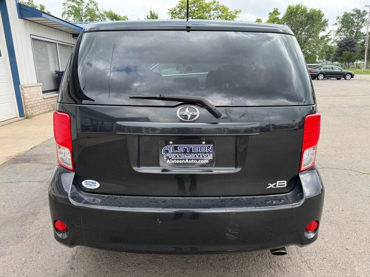 Scion xB 5dr Wgn Auto (Natl) 2012