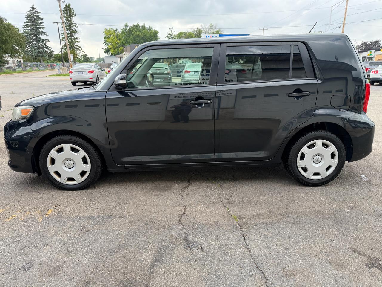 Scion xB 5dr Wgn Auto (Natl) 2012