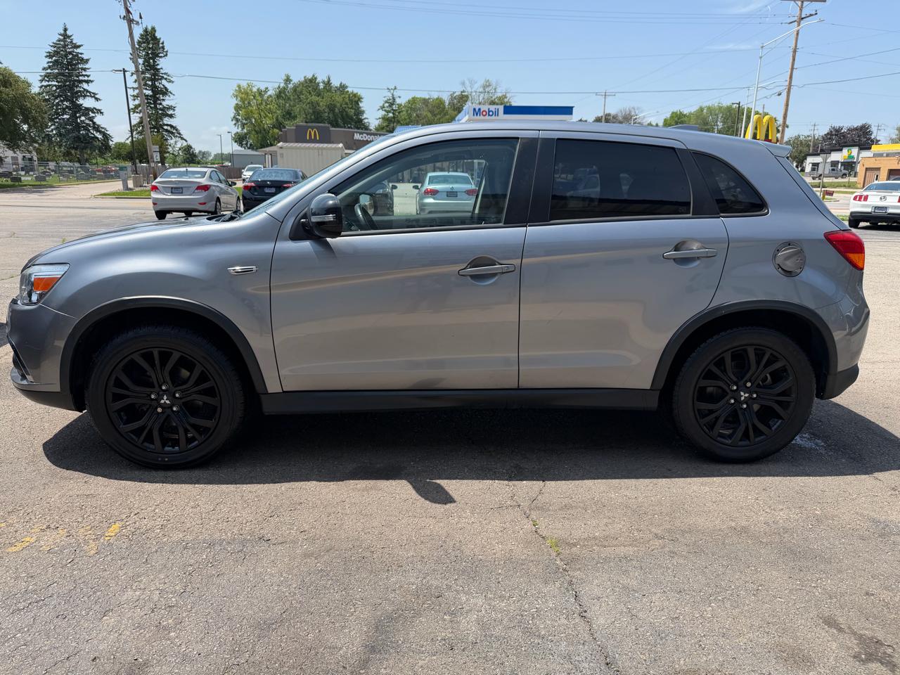 Mitsubishi Outlander Sport ES 2.0 AWC 2017