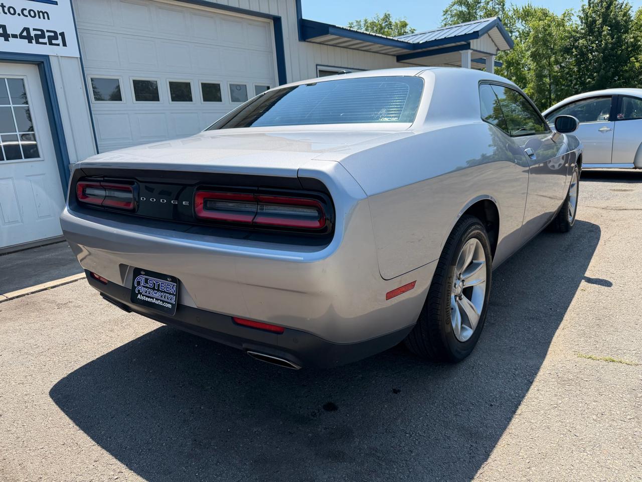 Dodge Challenger 2dr Cpe SXT 2015