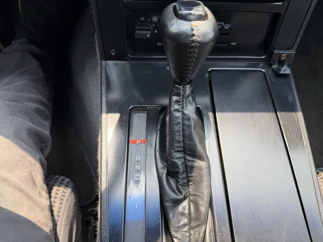 Chevrolet Corvette 2dr Cpe 1987