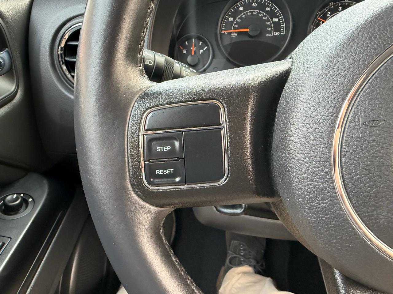 Jeep Patriot 4WD 4dr Latitude 2015