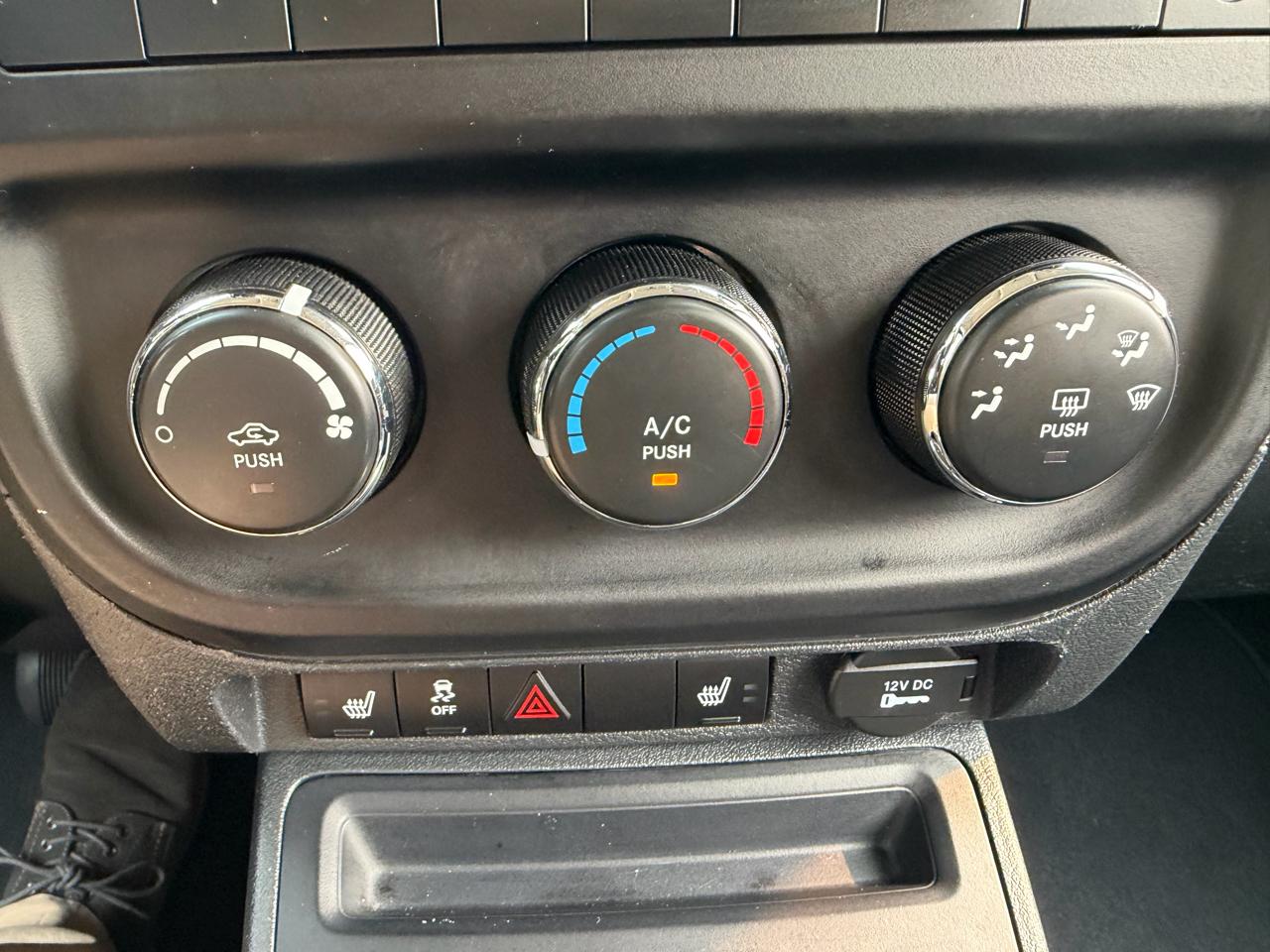 Jeep Patriot 4WD 4dr Latitude 2015