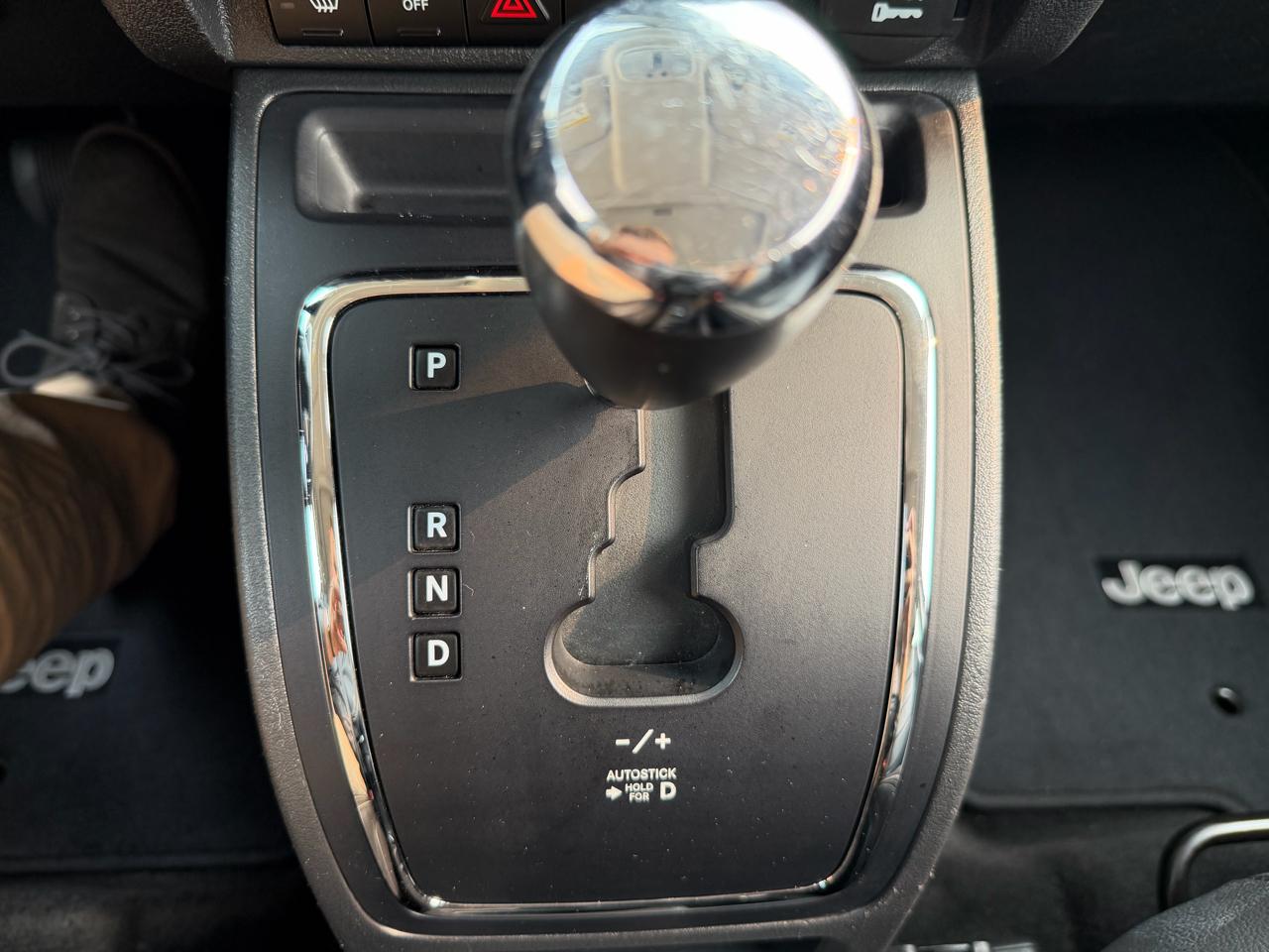 Jeep Patriot 4WD 4dr Latitude 2015