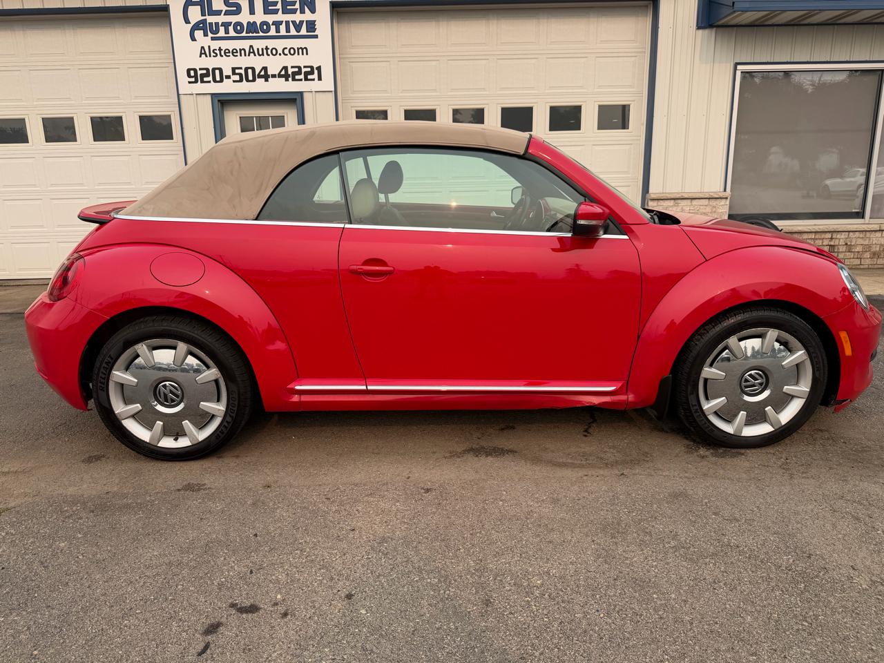 Volkswagen Beetle Convertible 2dr Auto 2.5L PZEV *Ltd Avail* 2014