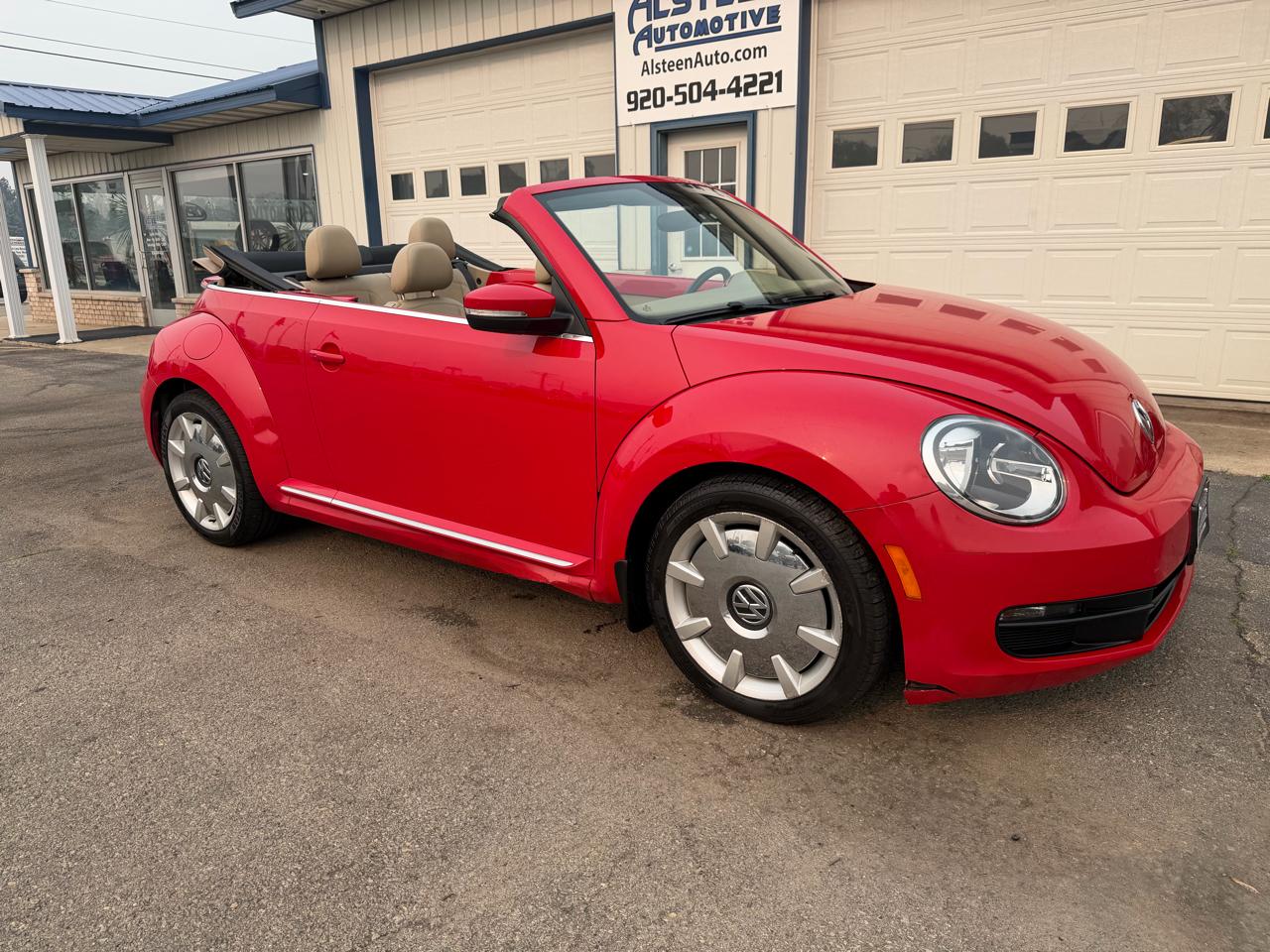 Volkswagen Beetle Convertible 2dr Auto 2.5L PZEV *Ltd Avail* 2014