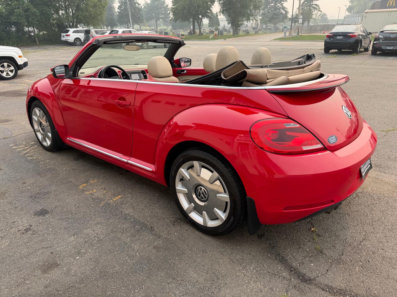 Volkswagen Beetle Convertible 2dr Auto 2.5L PZEV *Ltd Avail* 2014
