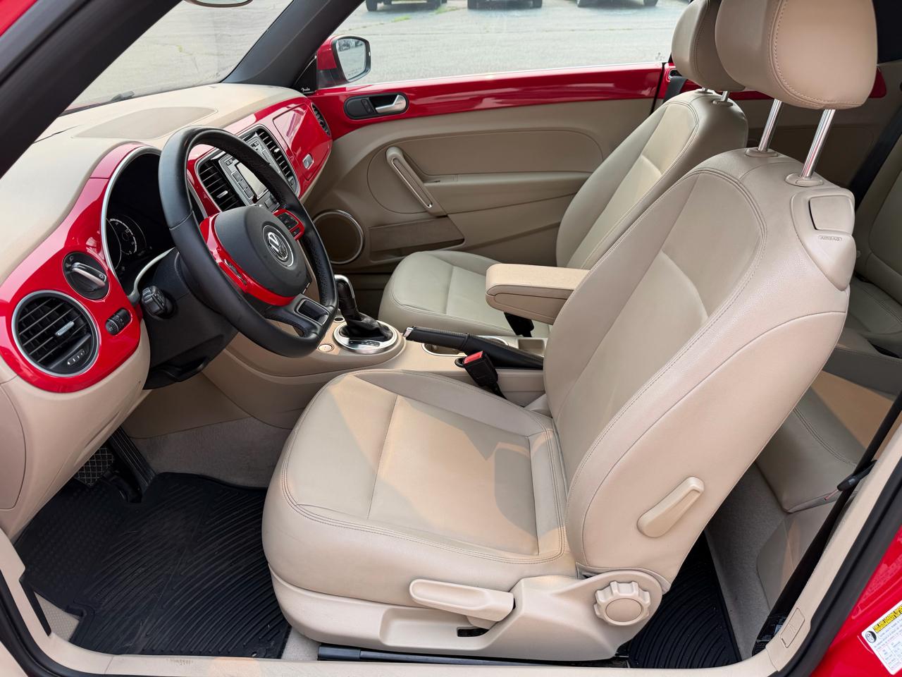 Volkswagen Beetle Convertible 2dr Auto 2.5L PZEV *Ltd Avail* 2014