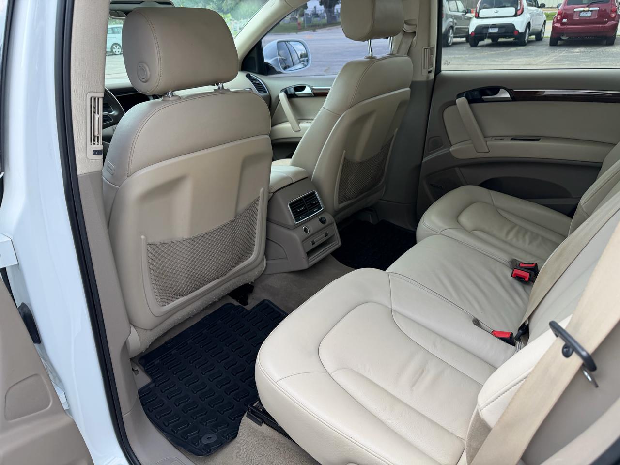 Audi Q7 quattro 4dr 3.0T Premium Plus 2011