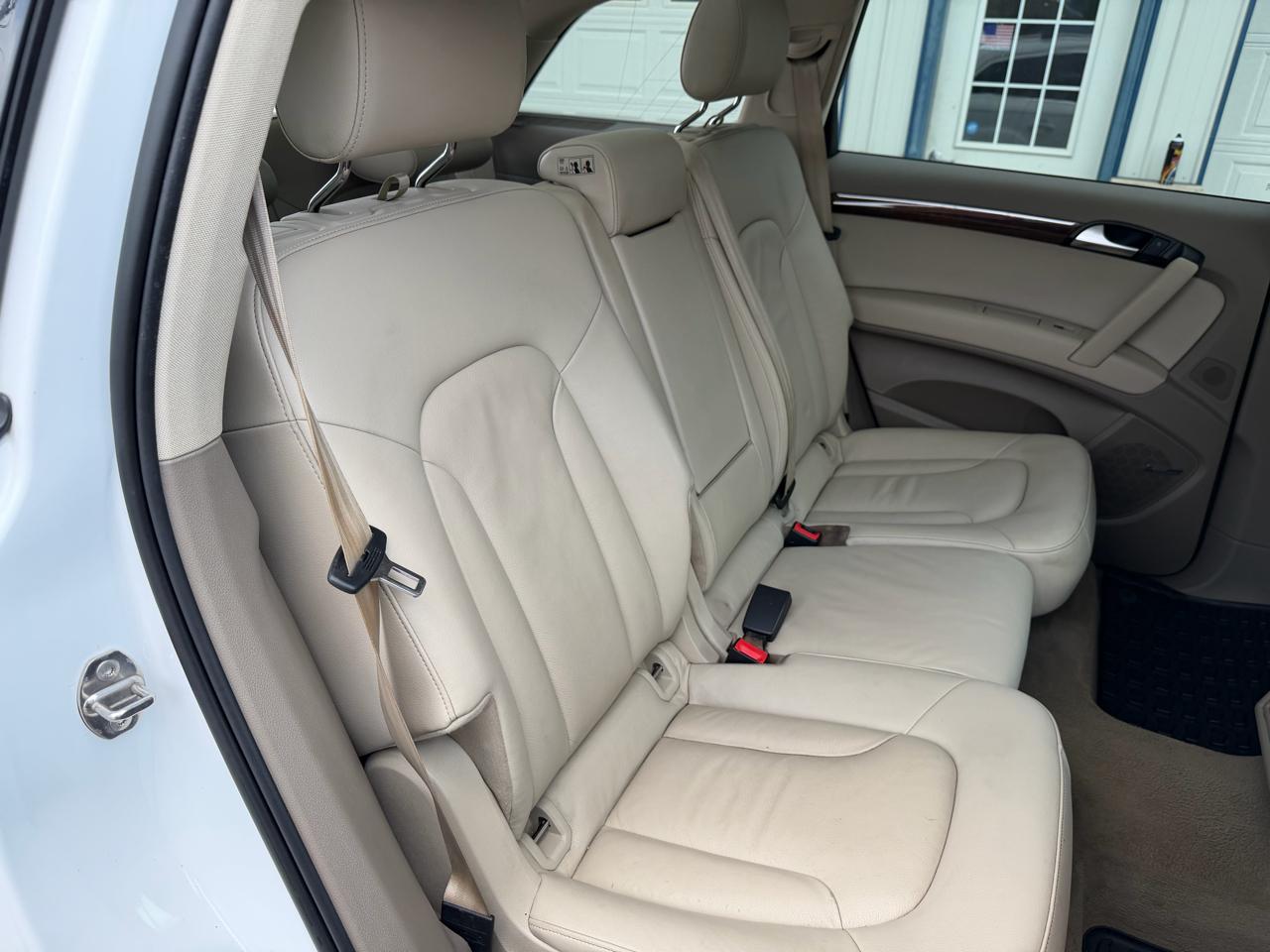 Audi Q7 quattro 4dr 3.0T Premium Plus 2011