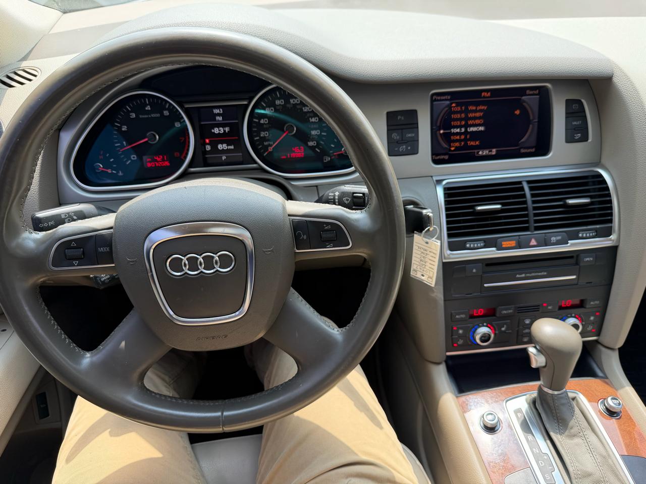 Audi Q7 quattro 4dr 3.0T Premium Plus 2011