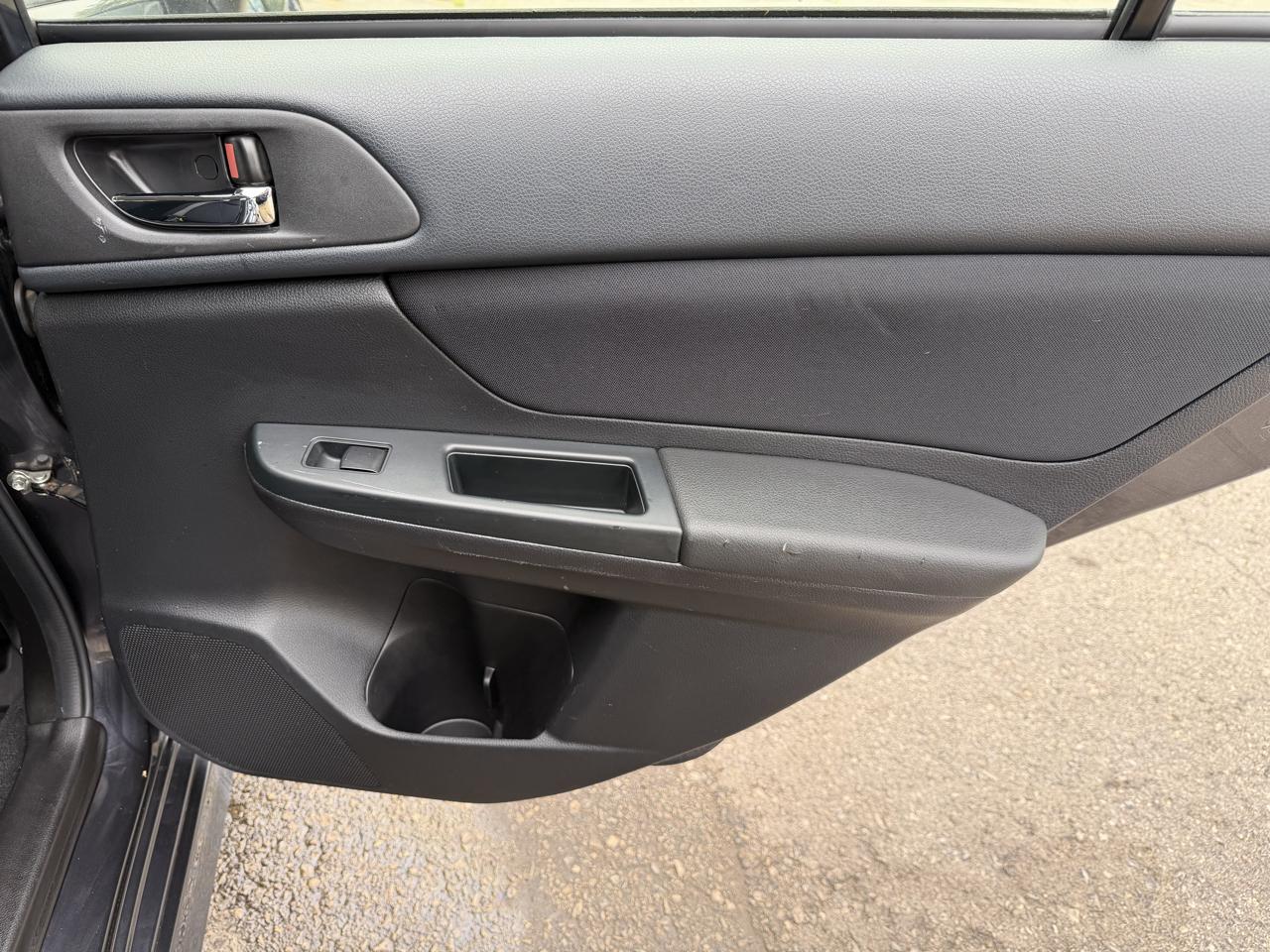 Subaru Impreza Wagon 5dr Auto 2.0i Sport Premium 2014