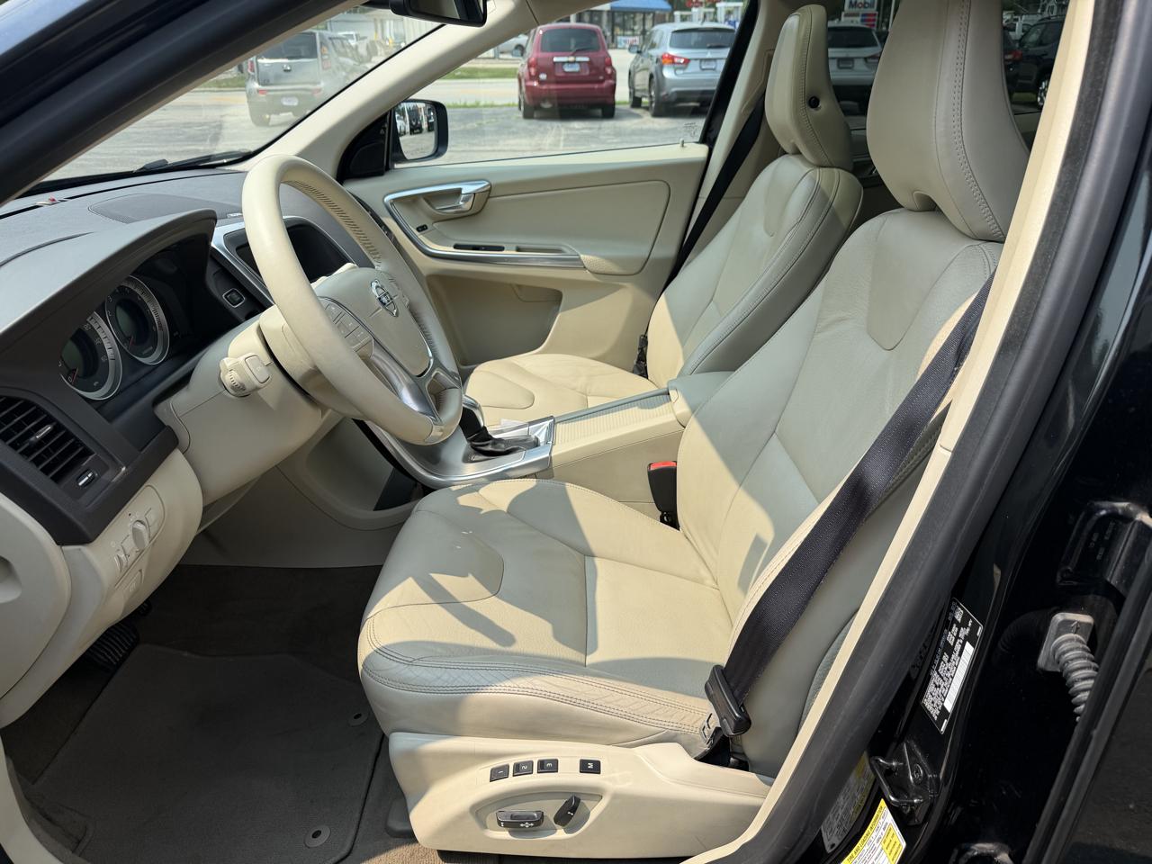 Volvo XC60 AWD 4dr T6 2013