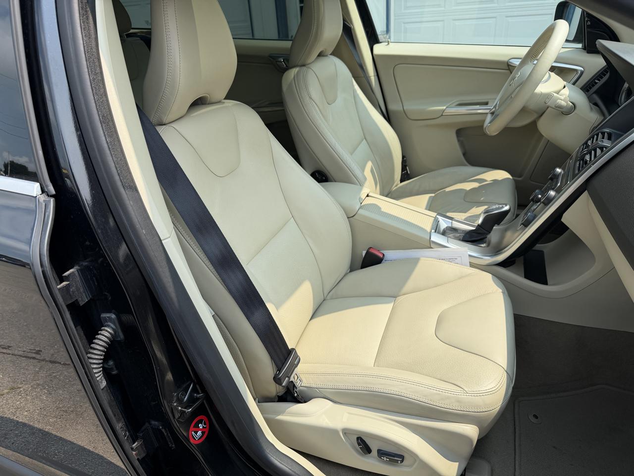 Volvo XC60 AWD 4dr T6 2013
