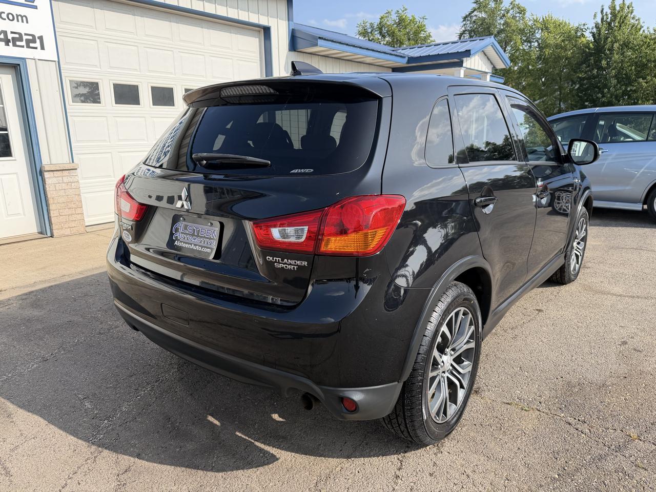Mitsubishi Outlander Sport ES 2.0 AWC 2017