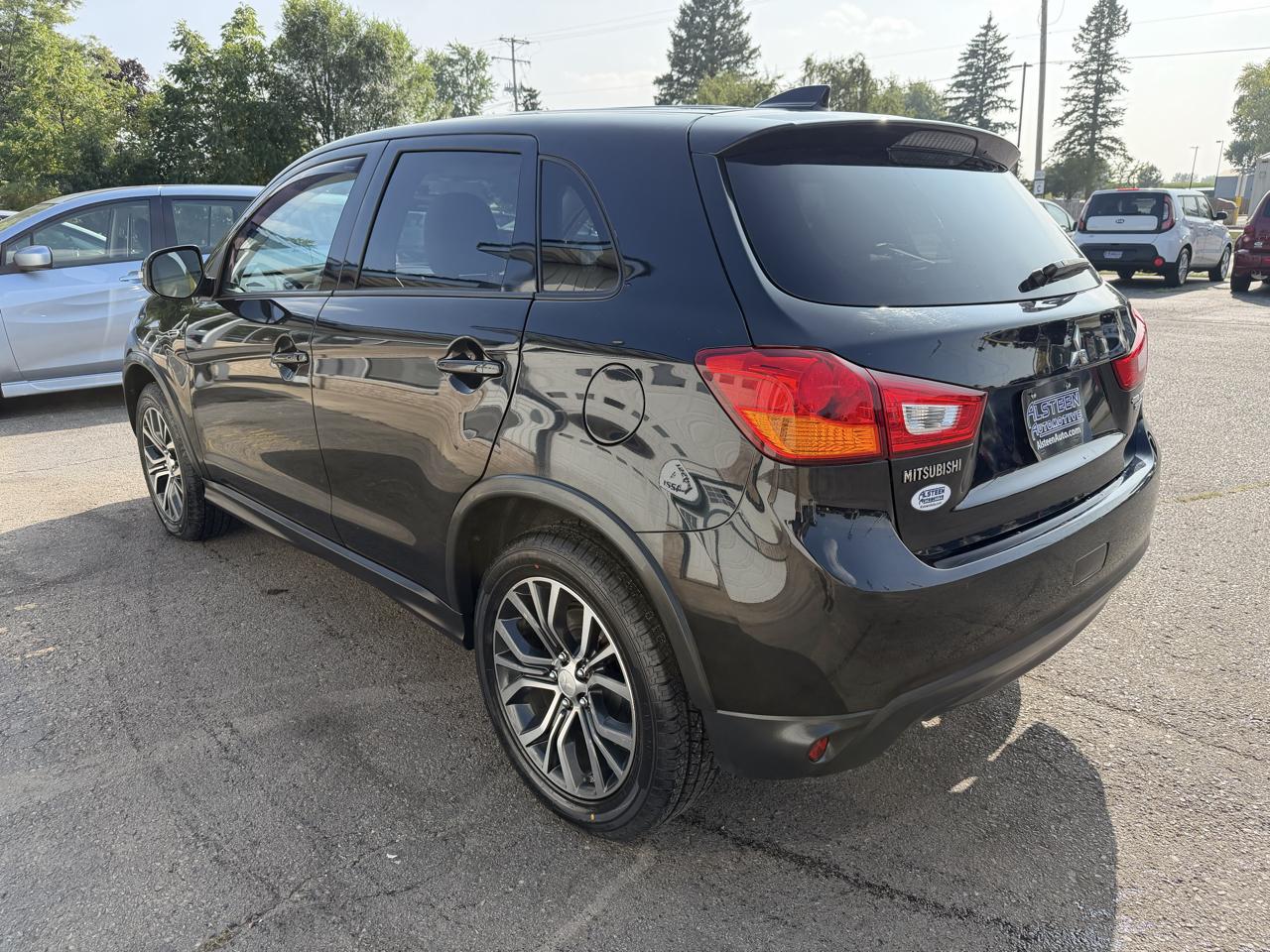 Mitsubishi Outlander Sport ES 2.0 AWC 2017