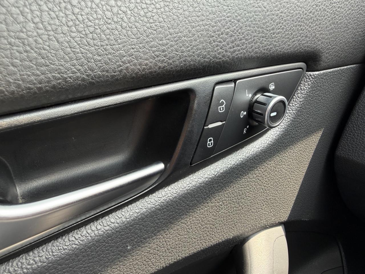Volkswagen Passat 4dr Sdn 2.0L TDI DSG SE w/Sunroof 2015
