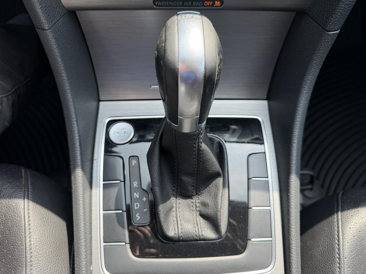 Volkswagen Passat 4dr Sdn 2.0L TDI DSG SE w/Sunroof 2015