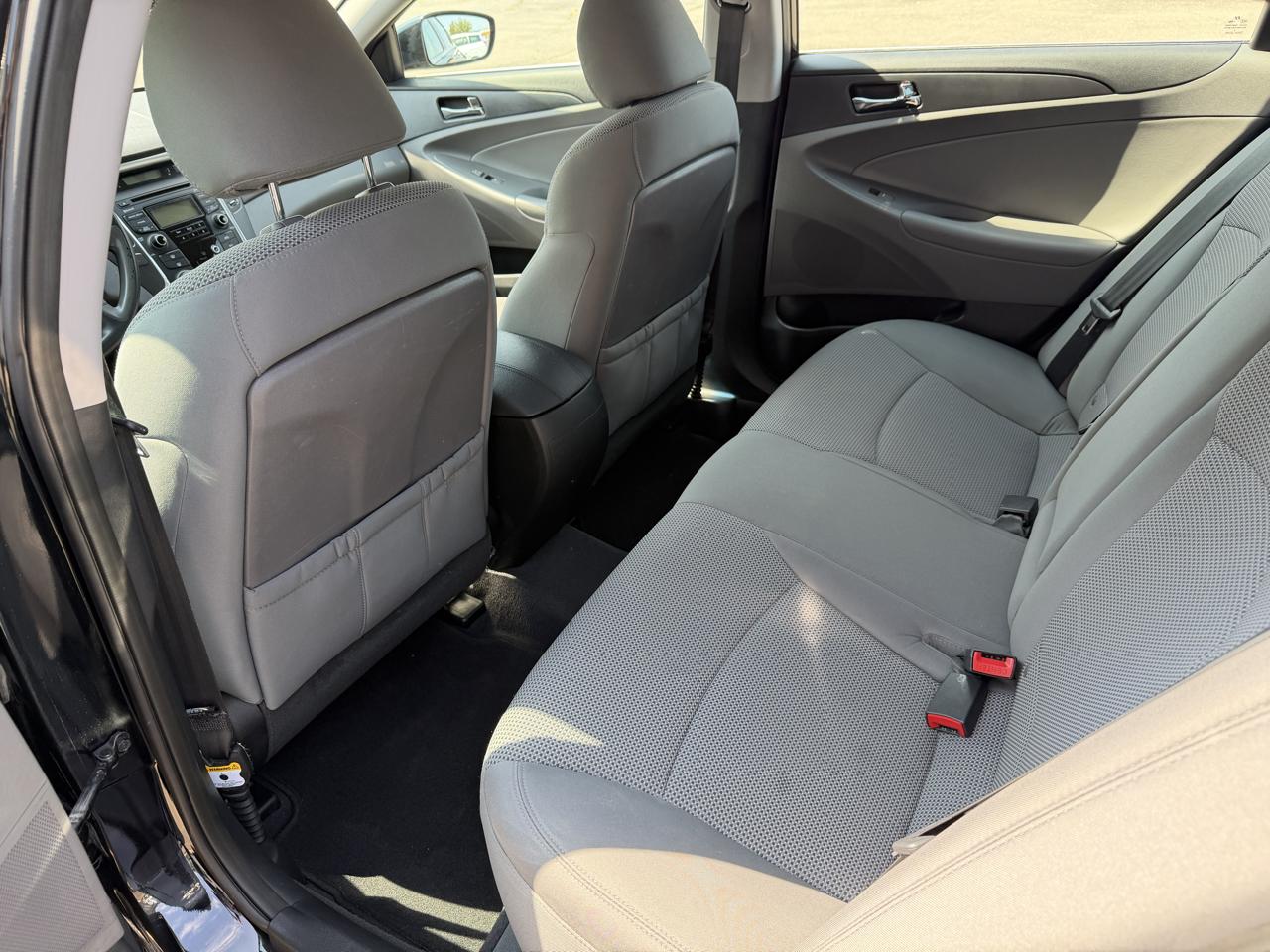 Hyundai Sonata 4dr Sdn 2.4L Auto GLS 2013