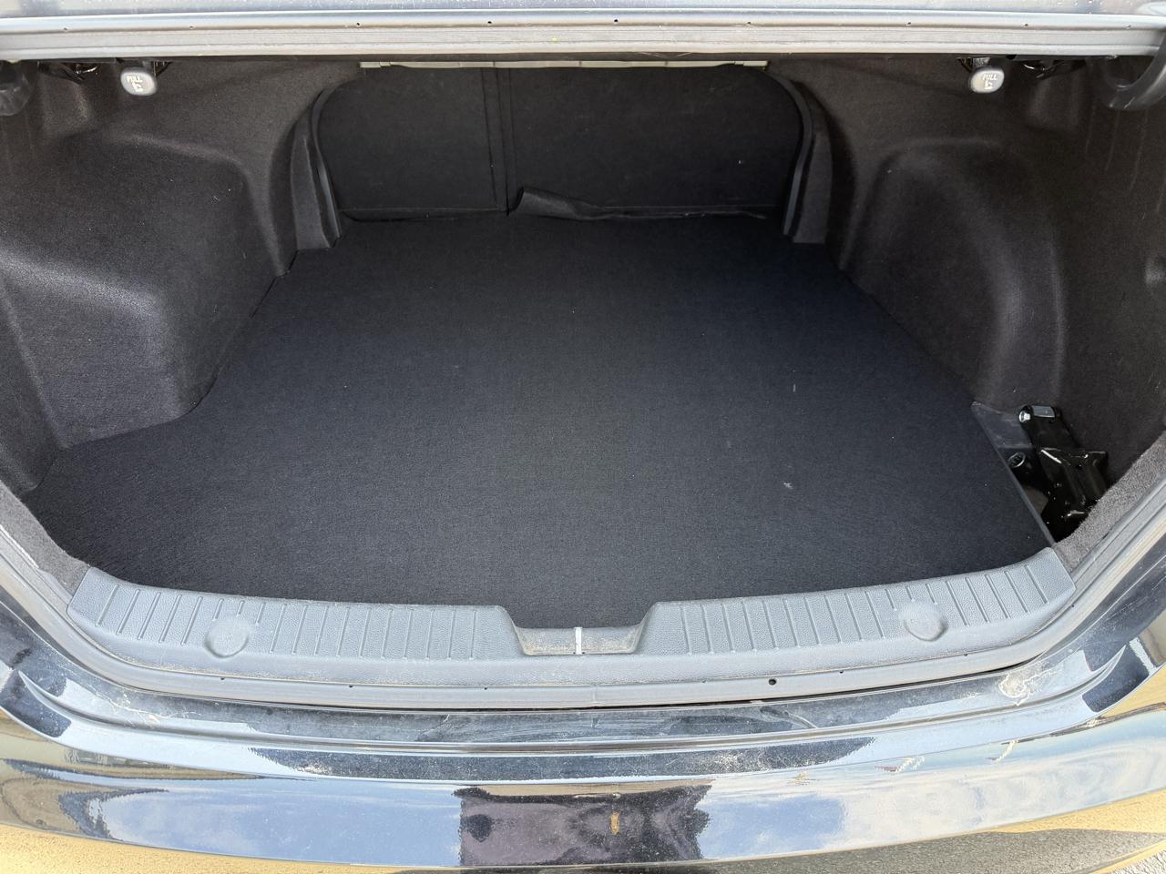 Hyundai Sonata 4dr Sdn 2.4L Auto GLS 2013