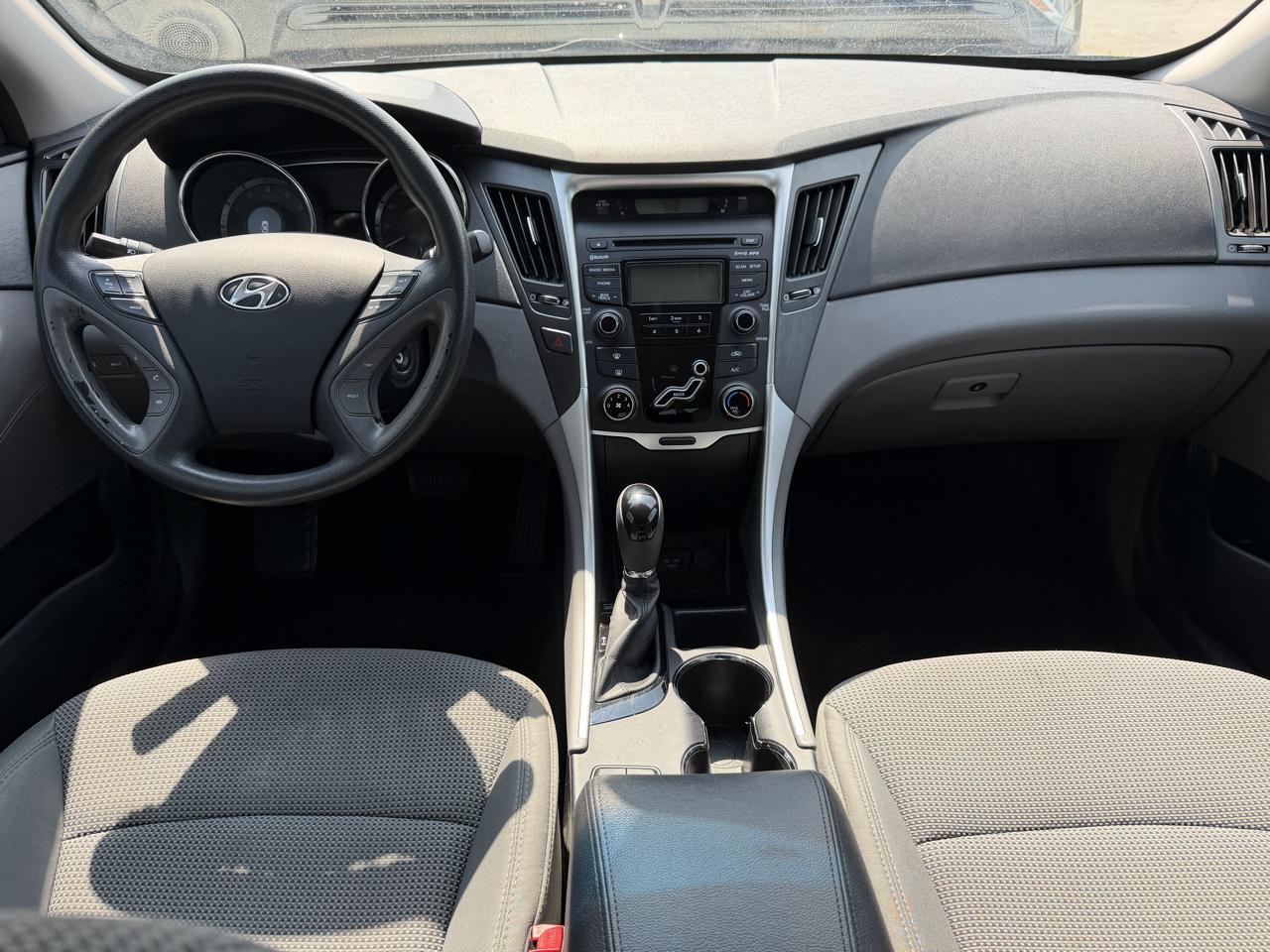 Hyundai Sonata 4dr Sdn 2.4L Auto GLS 2013