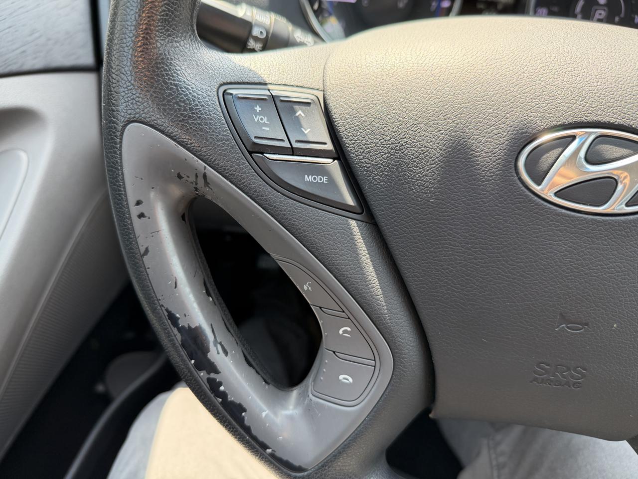 Hyundai Sonata 4dr Sdn 2.4L Auto GLS 2013