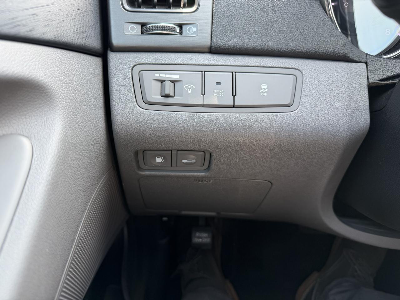 Hyundai Sonata 4dr Sdn 2.4L Auto GLS 2013