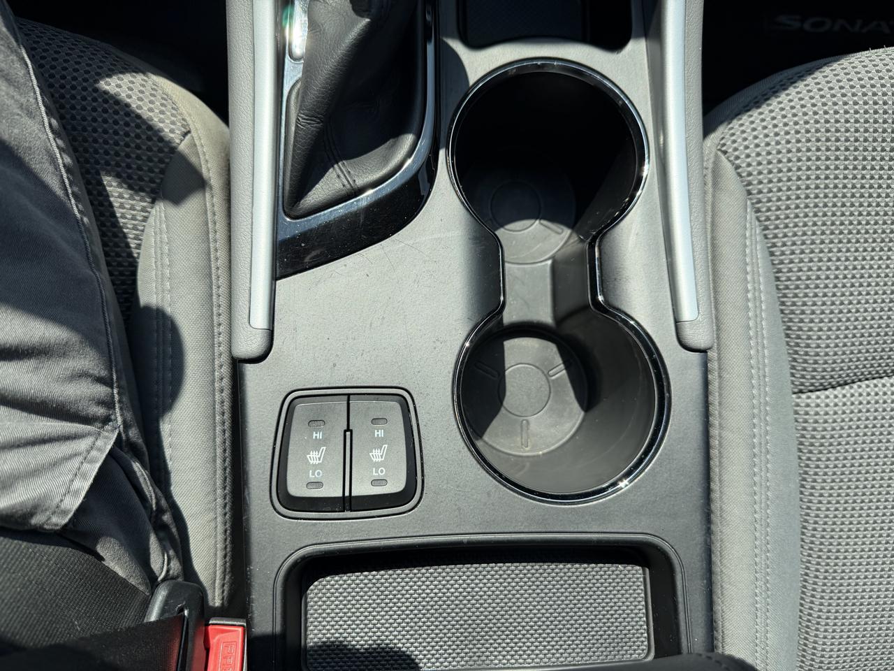 Hyundai Sonata 4dr Sdn 2.4L Auto GLS 2013