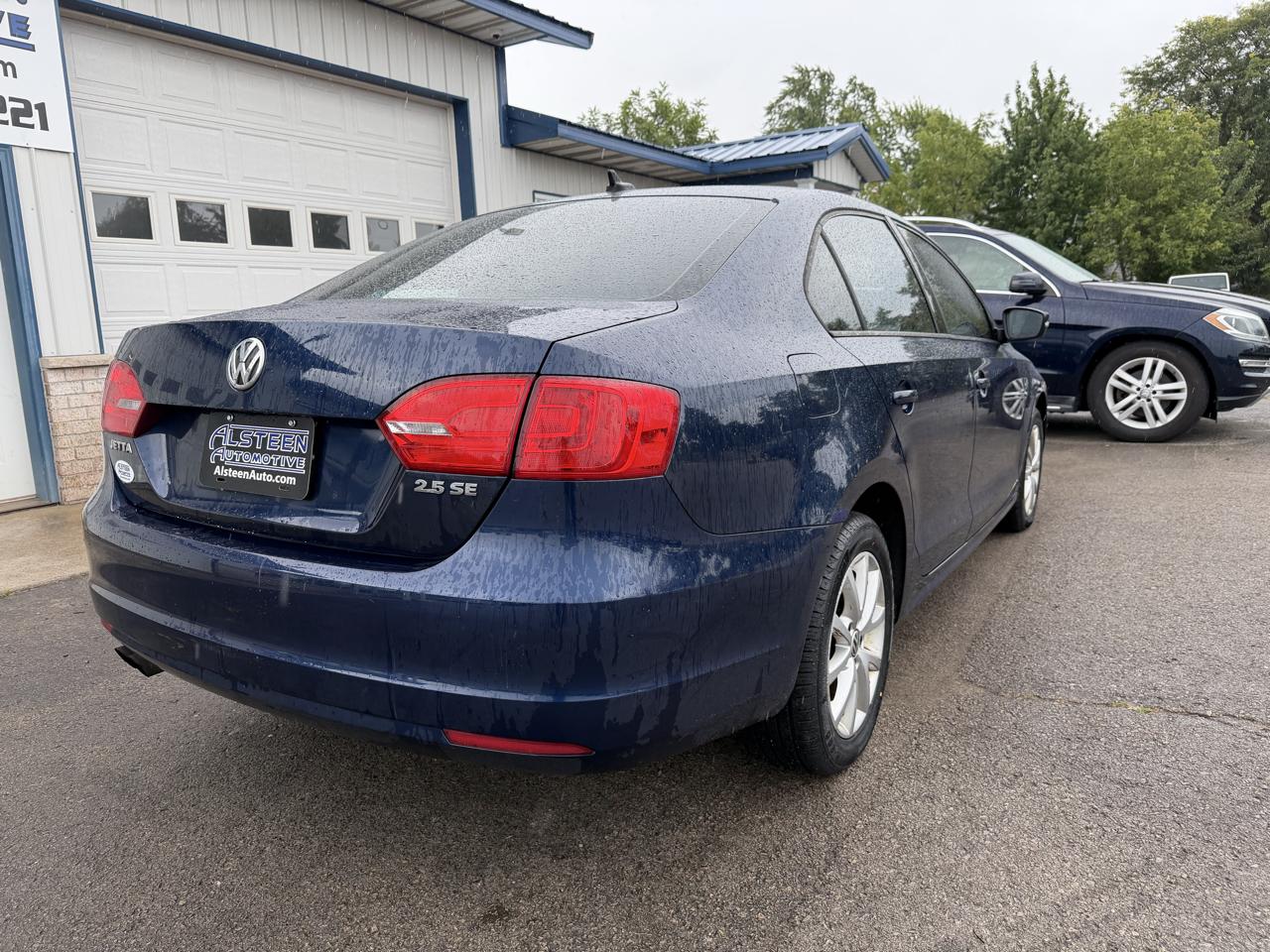 Volkswagen Jetta Sedan 4dr Auto SE 2012