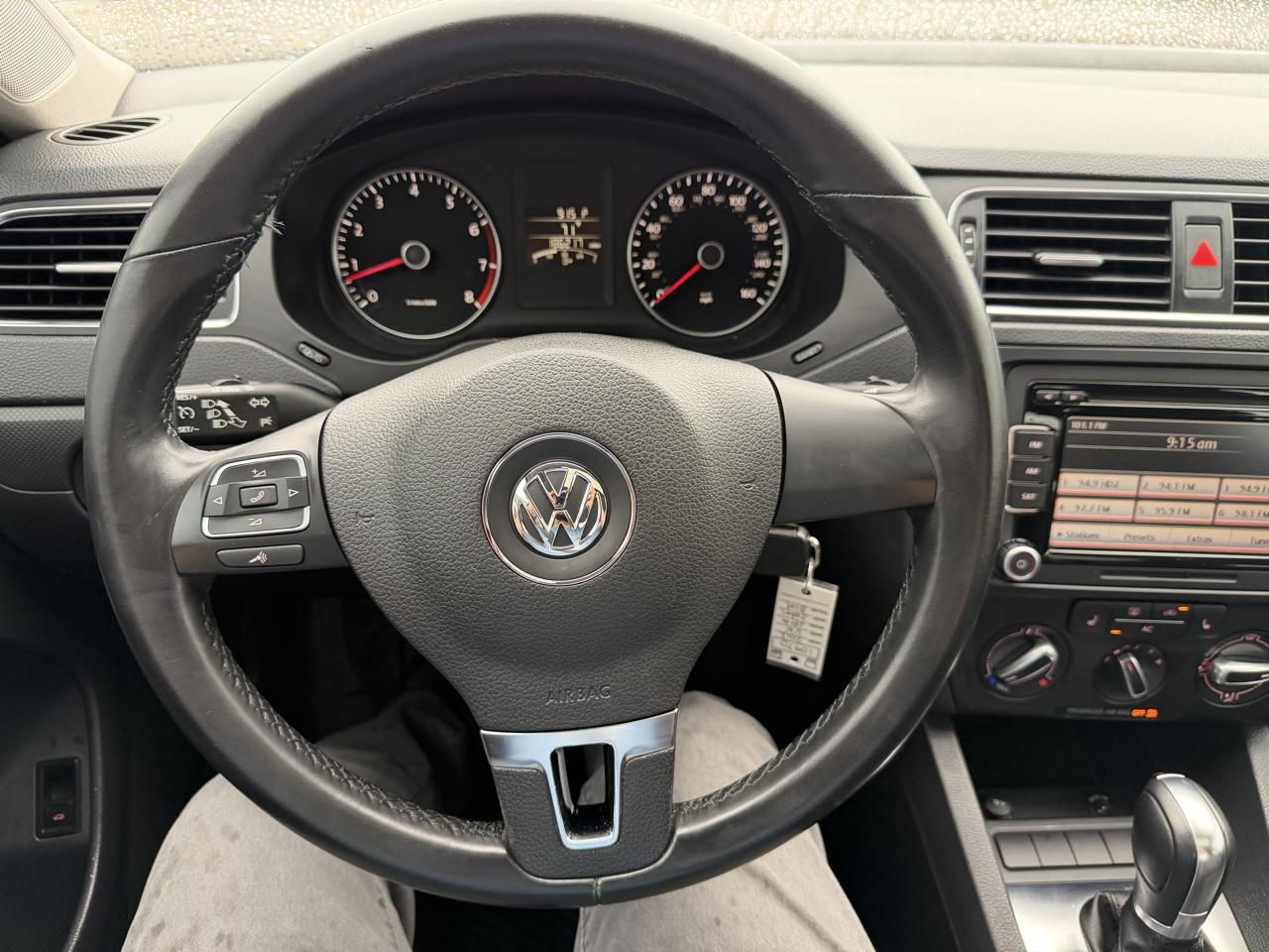 Volkswagen Jetta Sedan 4dr Auto SE 2012