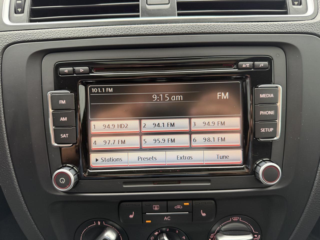 Volkswagen Jetta Sedan 4dr Auto SE 2012