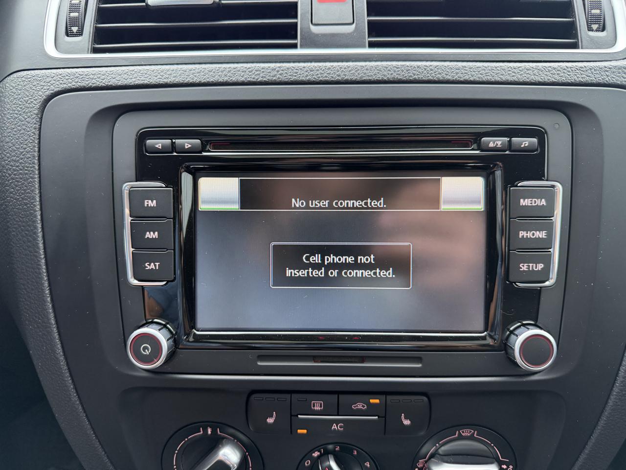 Volkswagen Jetta Sedan 4dr Auto SE 2012