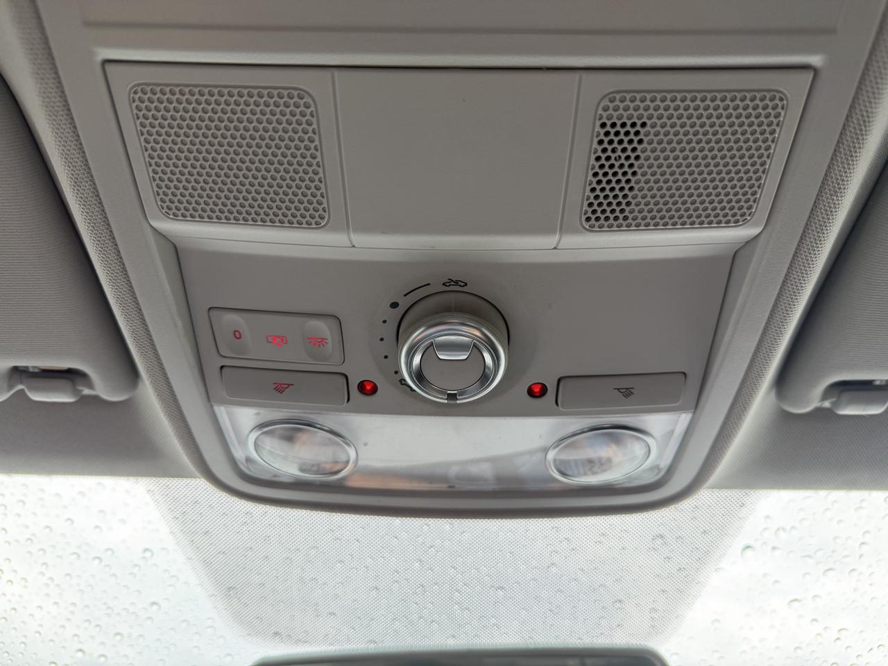 Volkswagen Jetta Sedan 4dr Auto SE 2012