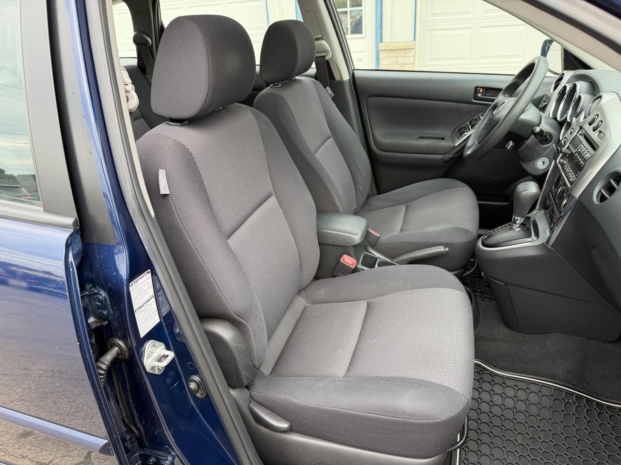 Pontiac Vibe 4dr HB AWD 2005