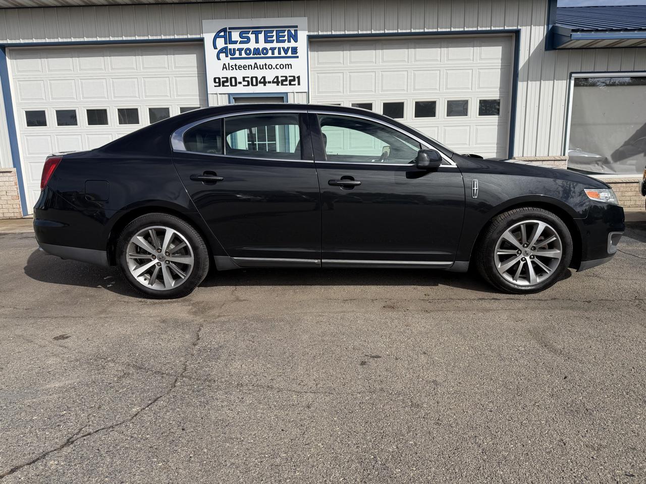 Lincoln MKS 4dr Sdn AWD 2009