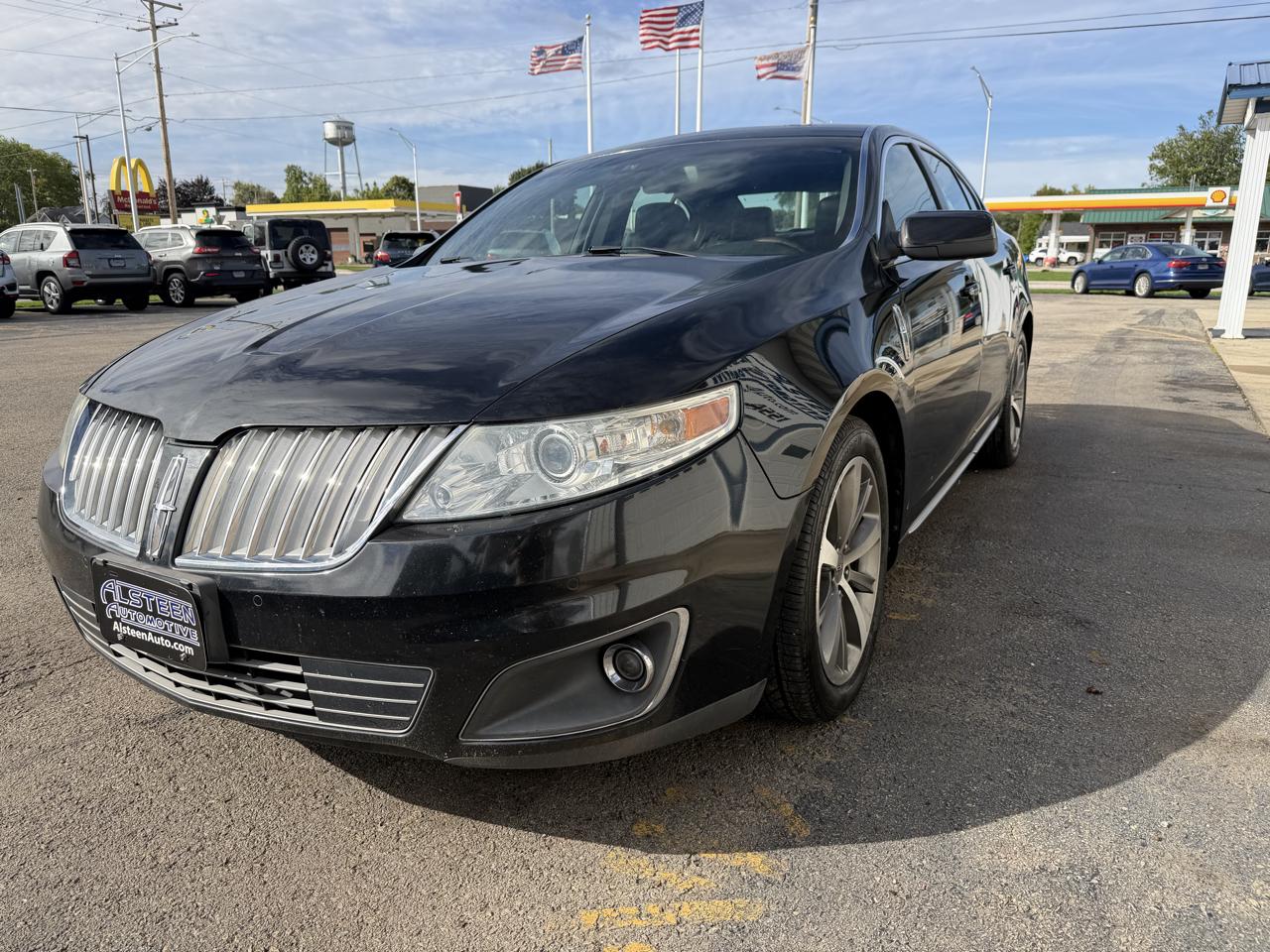 Lincoln MKS 4dr Sdn AWD 2009