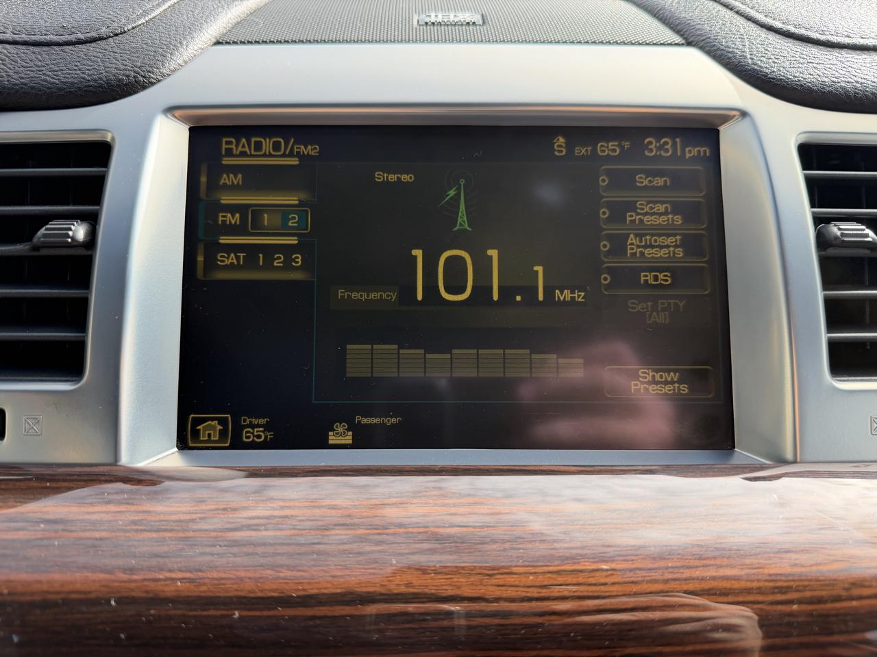 Lincoln MKS 4dr Sdn AWD 2009