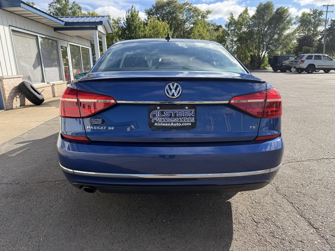 Volkswagen Passat 4dr Sdn 1.8T Auto SE 2016