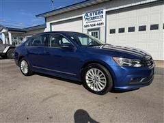2016 Volkswagen Passat 