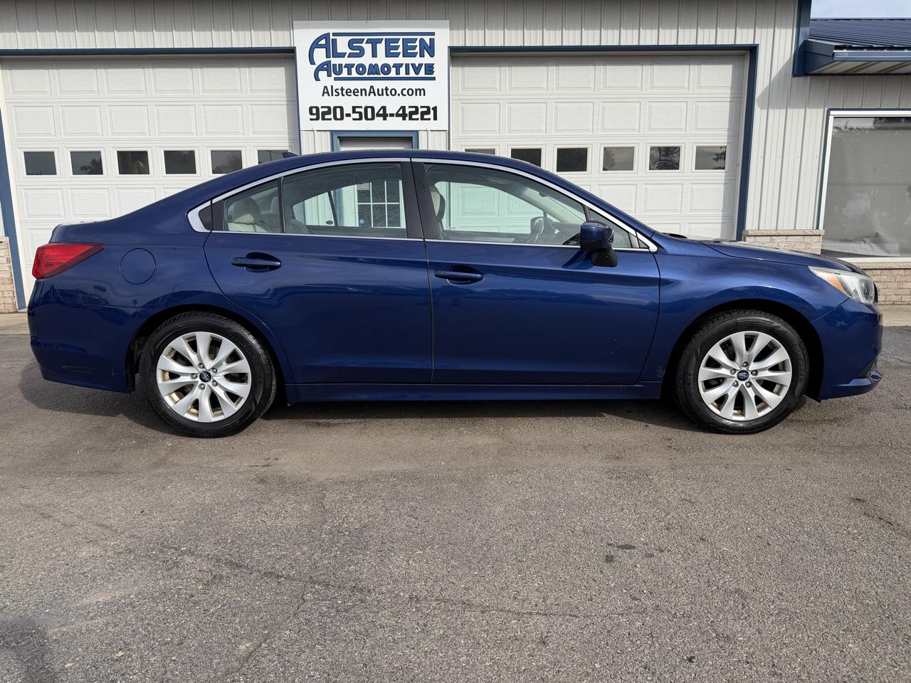 Subaru Legacy 4dr Sdn 2.5i Premium 2016