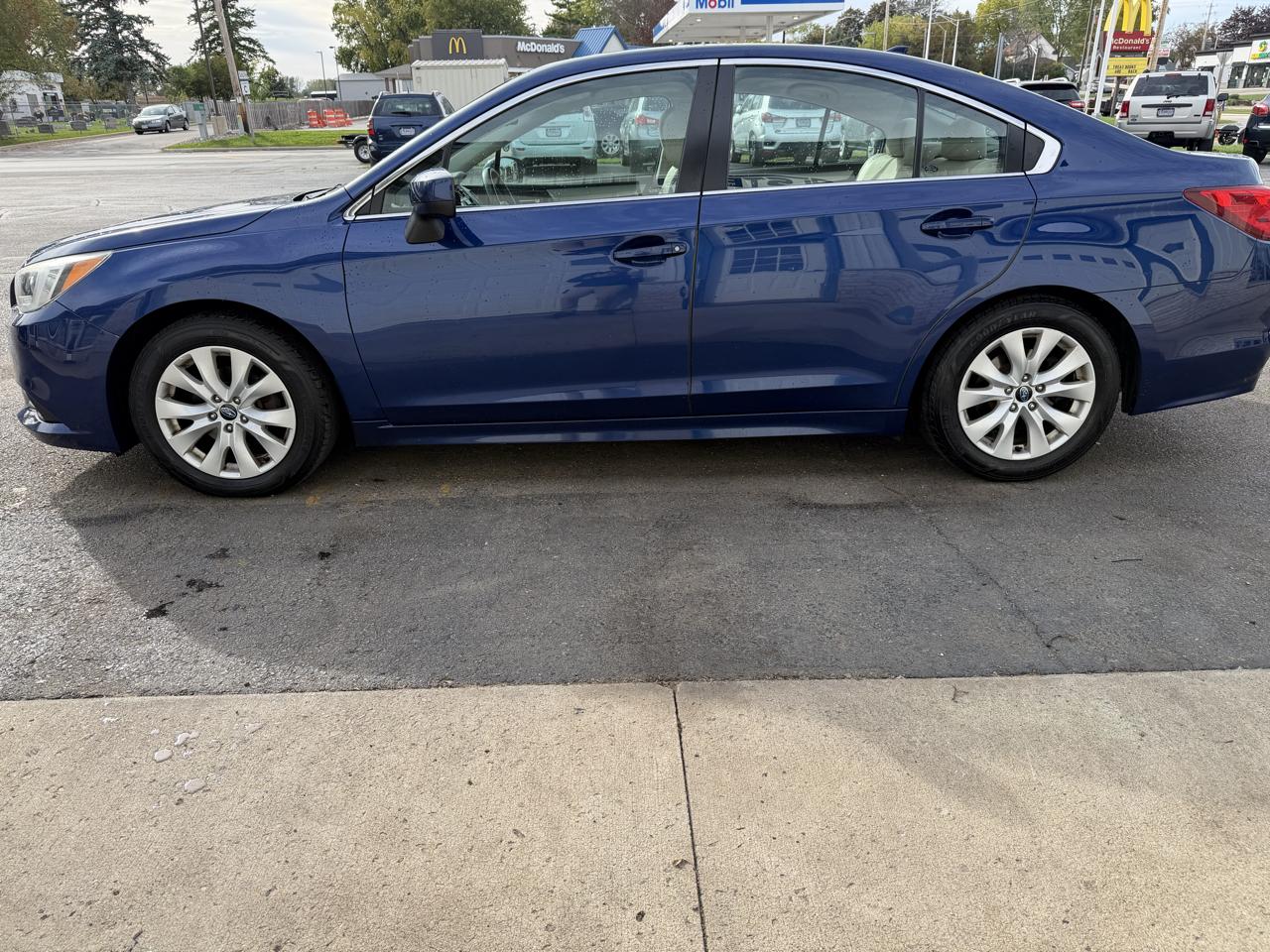 Subaru Legacy 4dr Sdn 2.5i Premium 2016