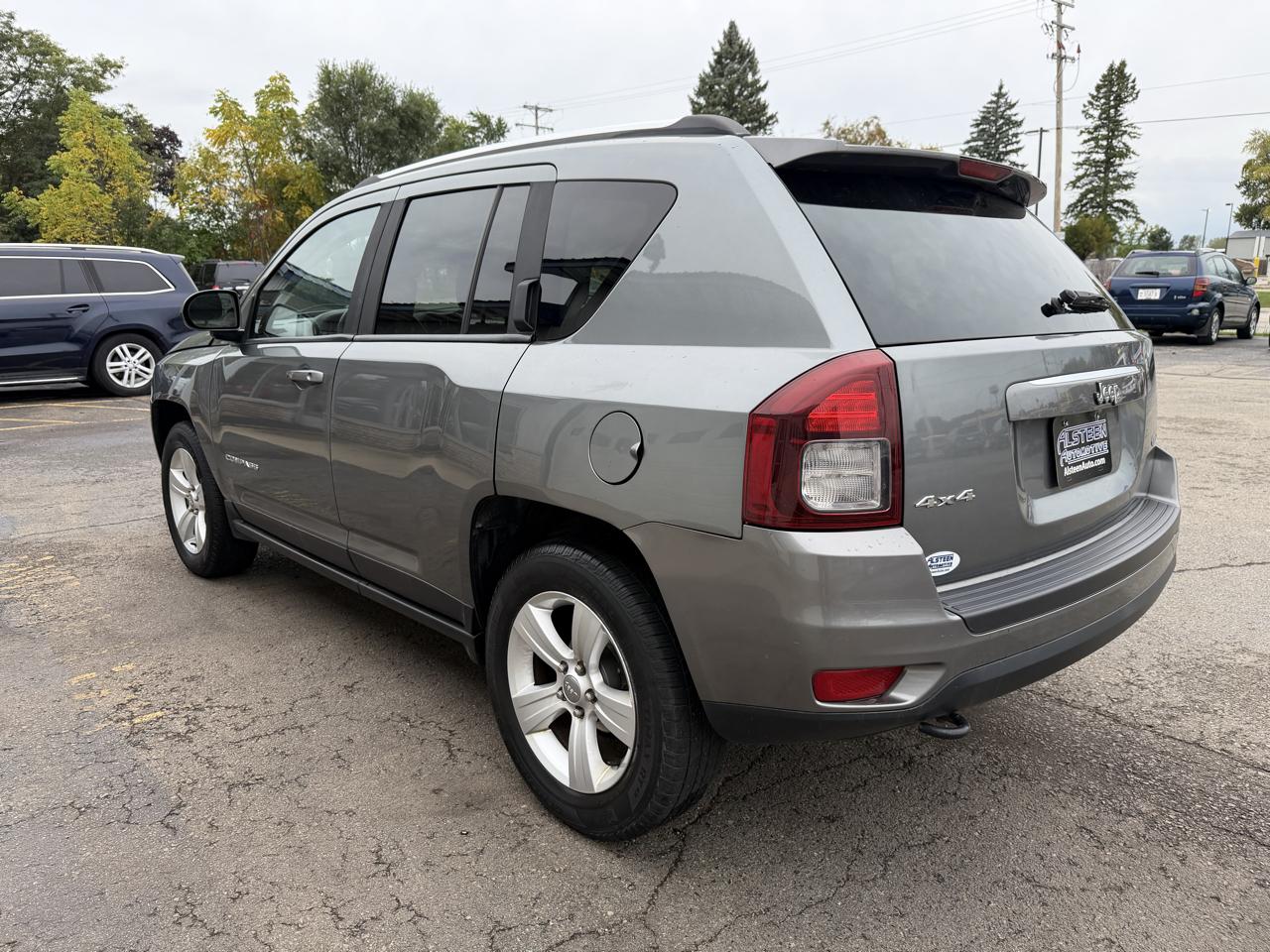 Jeep Compass photo 5